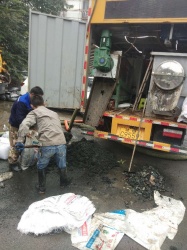 污水污泥干湿分离车
